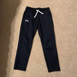Under Armor Black Boys Pants Size YOUTH LARGE.